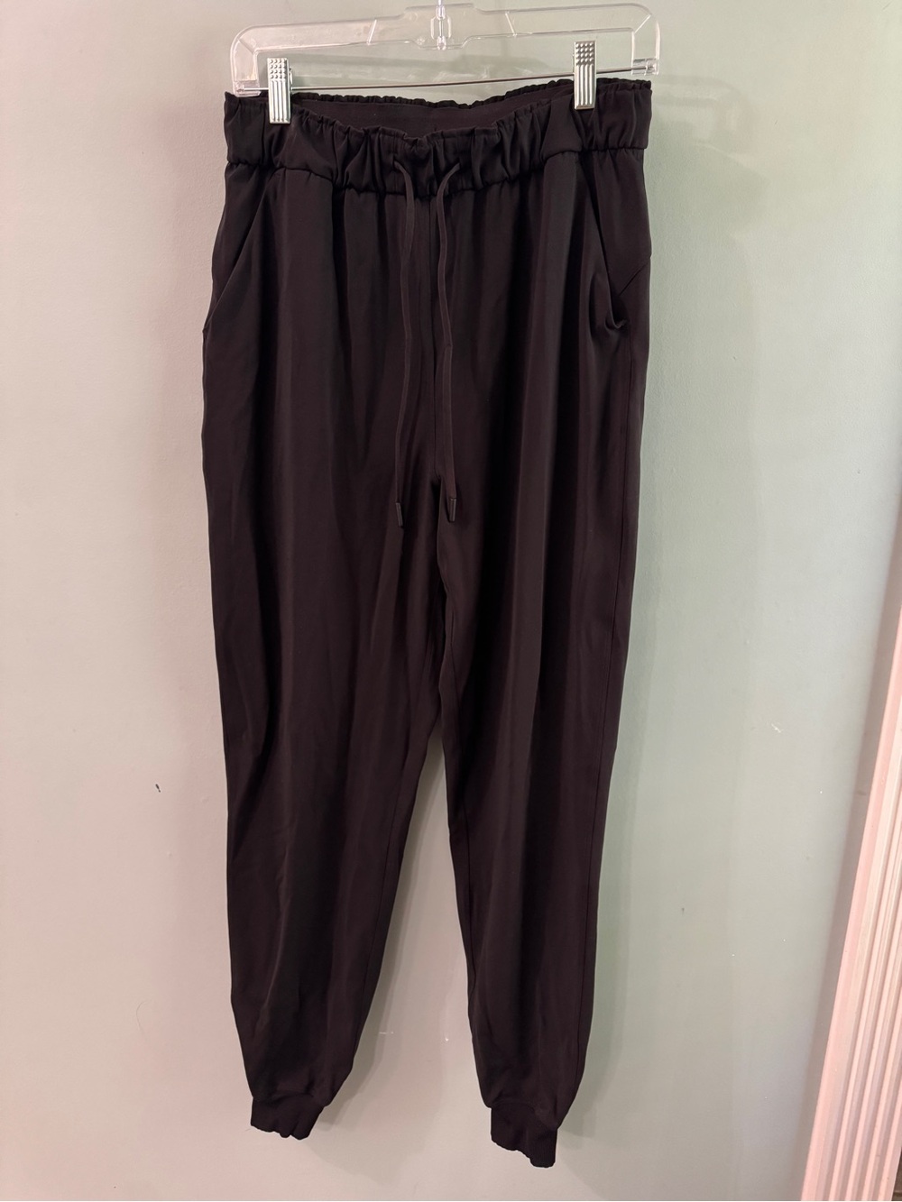 lululemon athletica Black Women's Jogger Track Pants